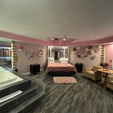Inn Of The Dove - Romantic Luxury Suites With Jacuzzi & Fireplace At Harrisburg-Hershey-Philadelphia, Pa מראה חיצוני תמונה