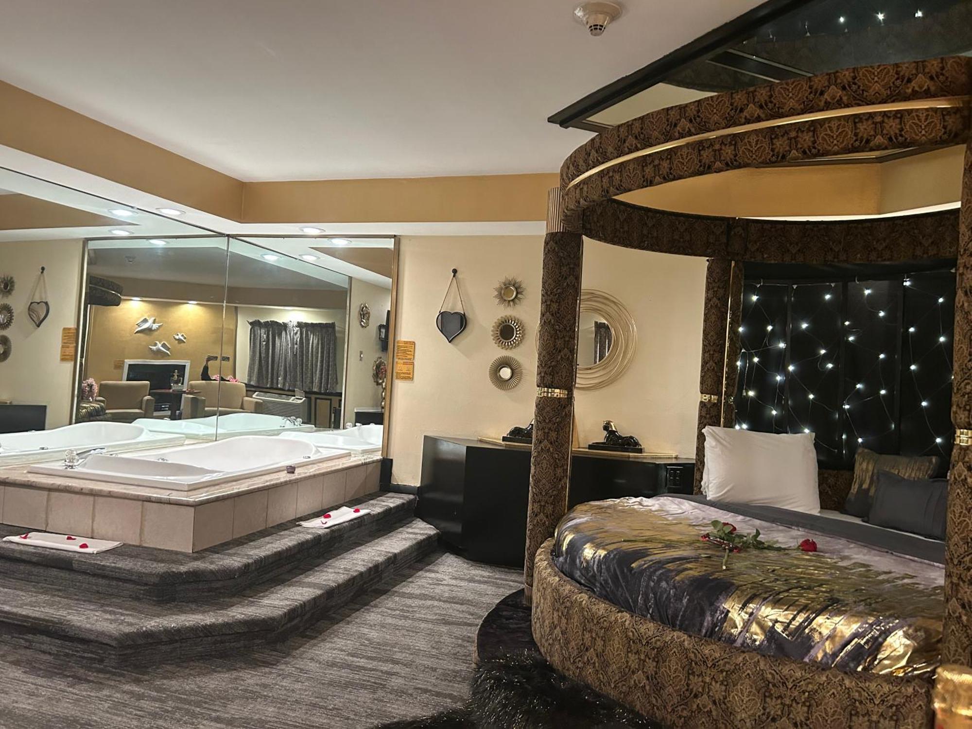 Inn Of The Dove - Romantic Luxury Suites With Jacuzzi & Fireplace At Harrisburg-Hershey-Philadelphia, Pa מראה חיצוני תמונה