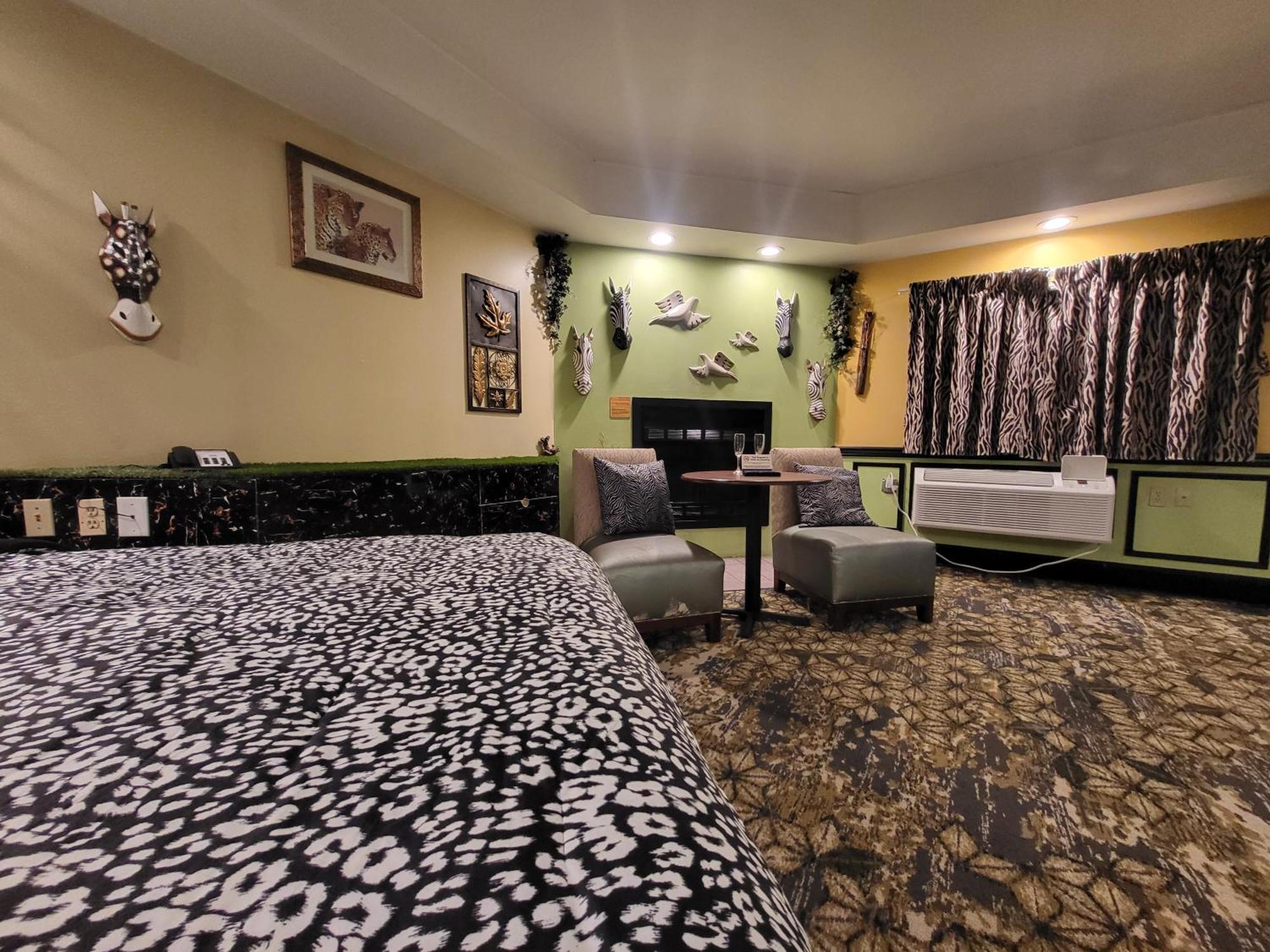 Inn Of The Dove - Romantic Luxury Suites With Jacuzzi & Fireplace At Harrisburg-Hershey-Philadelphia, Pa מראה חיצוני תמונה